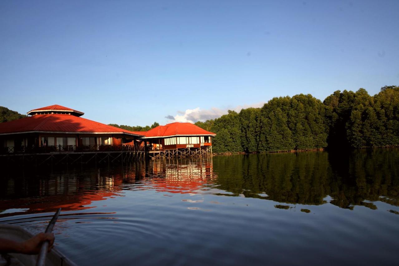 Gayang Friendly Water House Homestay Kota Kinabalu Exterior foto