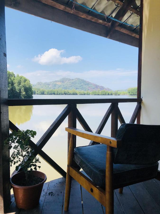 Gayang Friendly Water House Homestay Kota Kinabalu Exterior foto