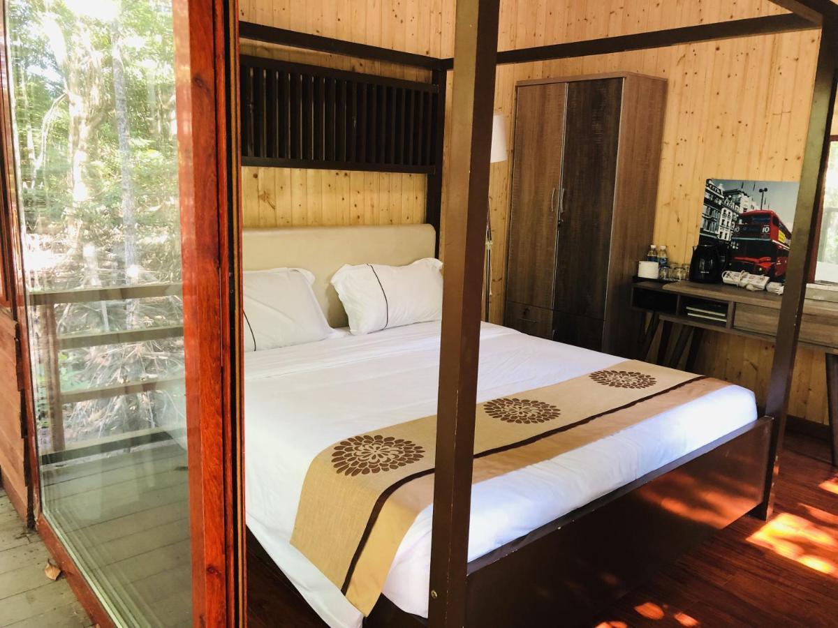 Gayang Friendly Water House Homestay Kota Kinabalu Exterior foto