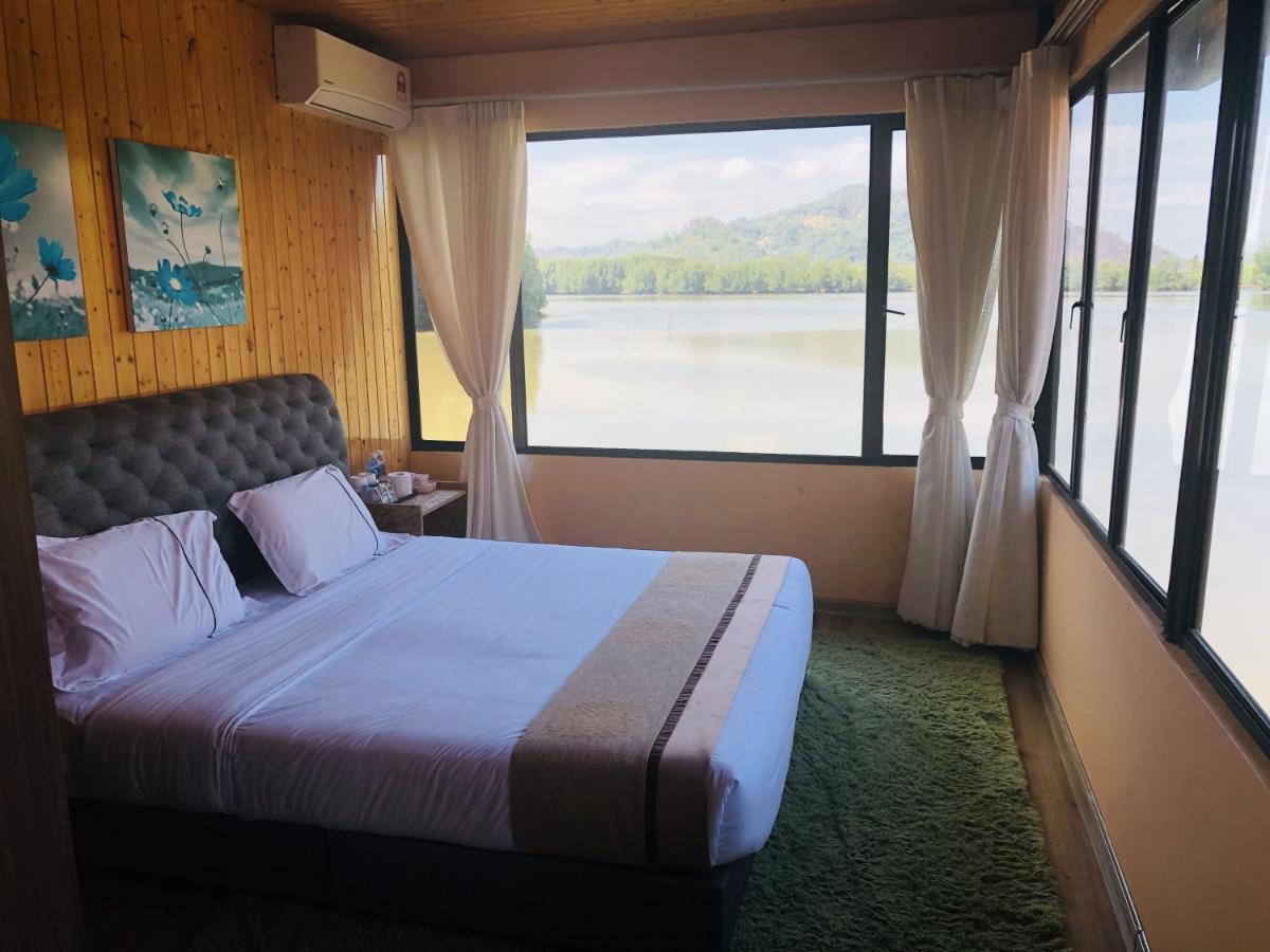 Gayang Friendly Water House Homestay Kota Kinabalu Exterior foto