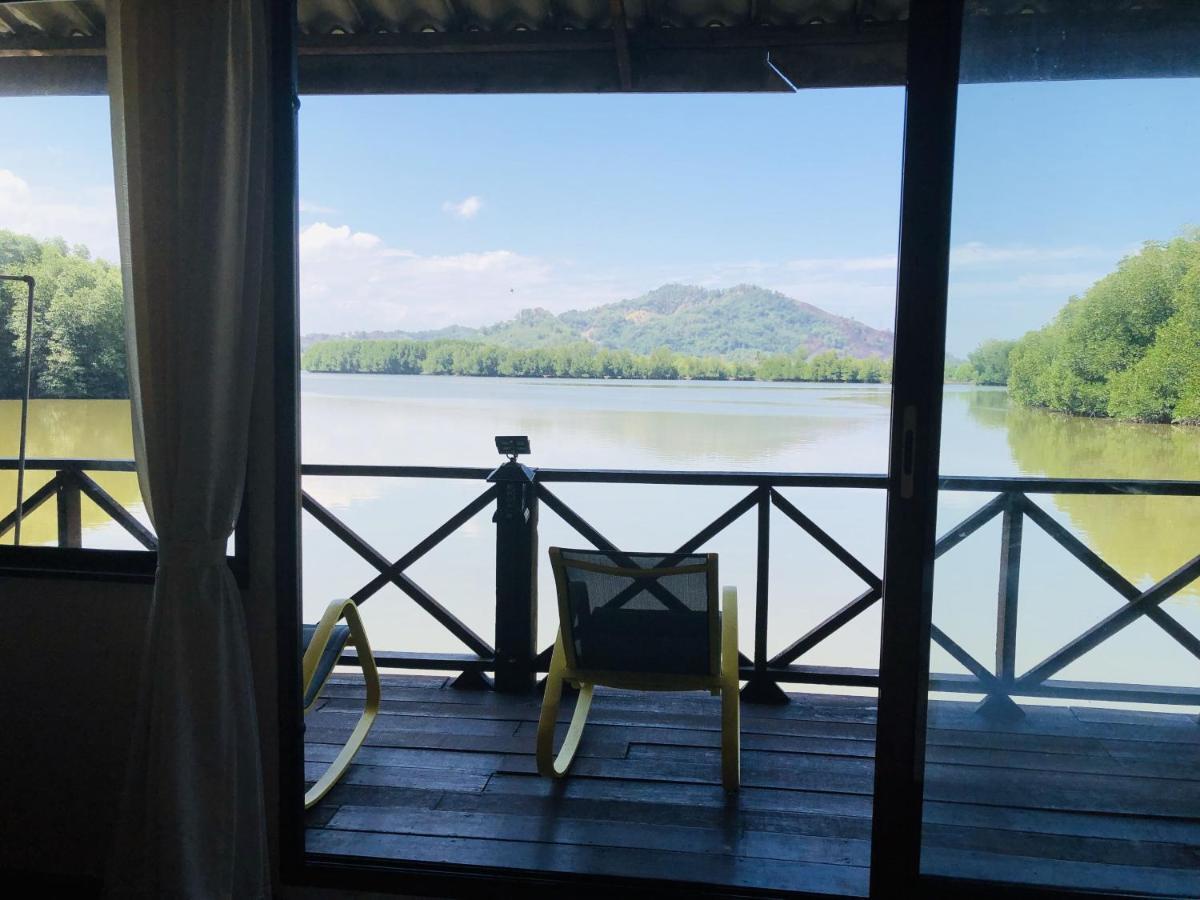 Gayang Friendly Water House Homestay Kota Kinabalu Exterior foto