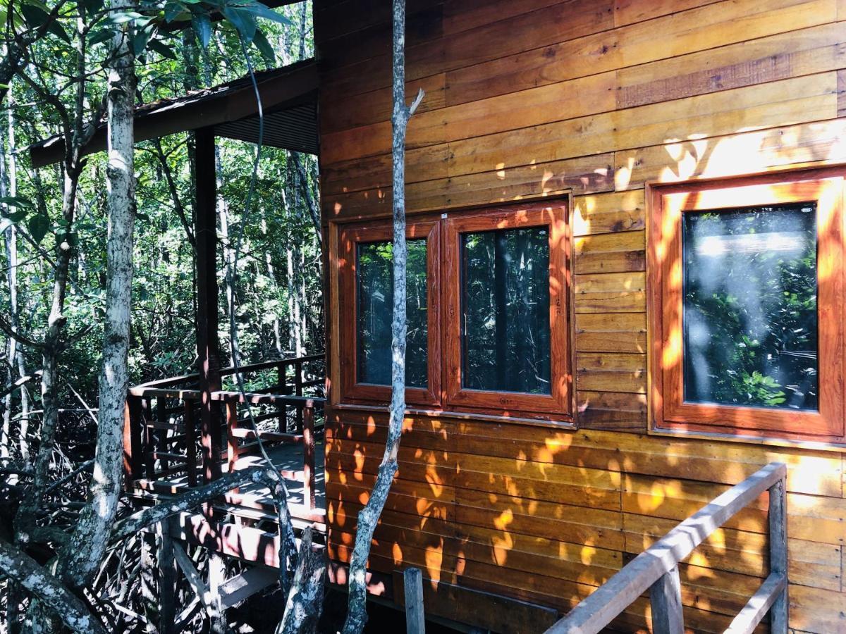 Gayang Friendly Water House Homestay Kota Kinabalu Exterior foto