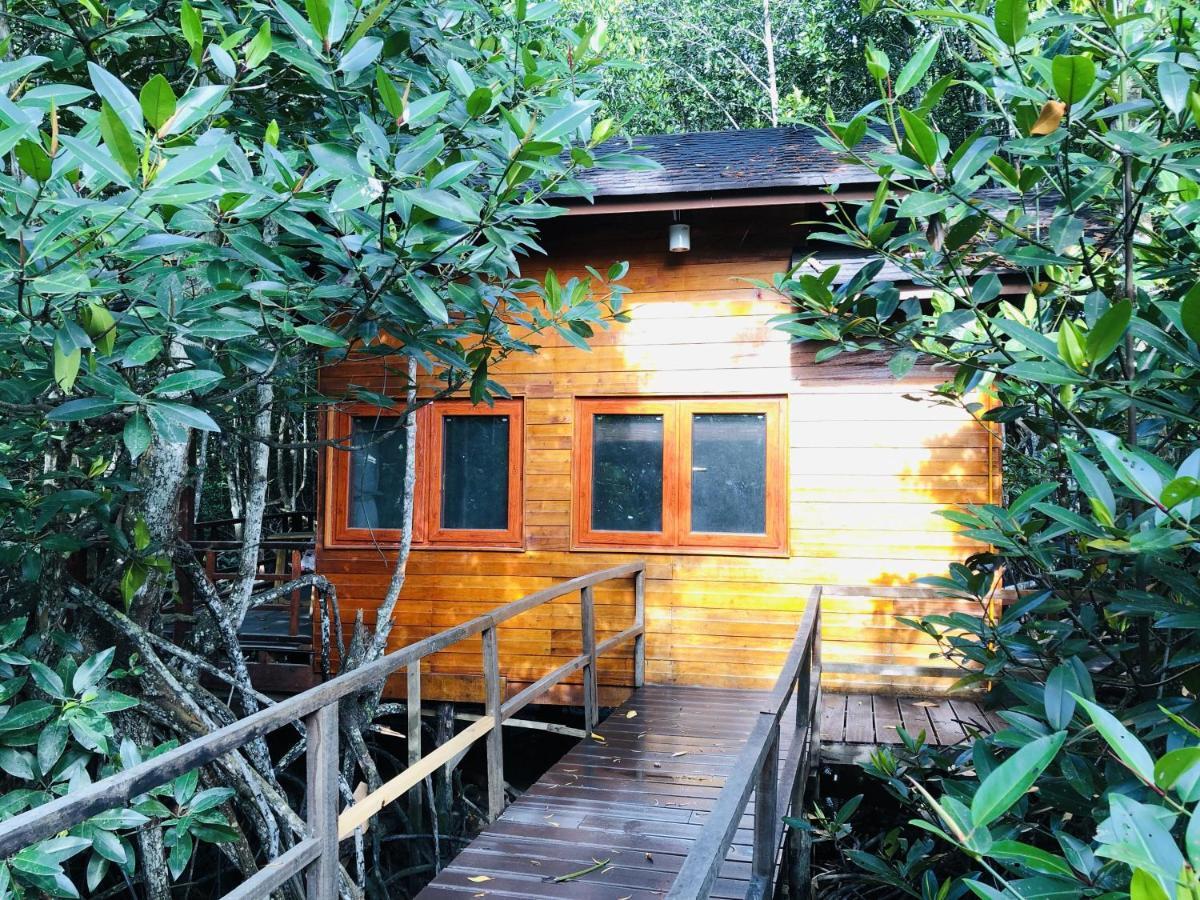 Gayang Friendly Water House Homestay Kota Kinabalu Exterior foto