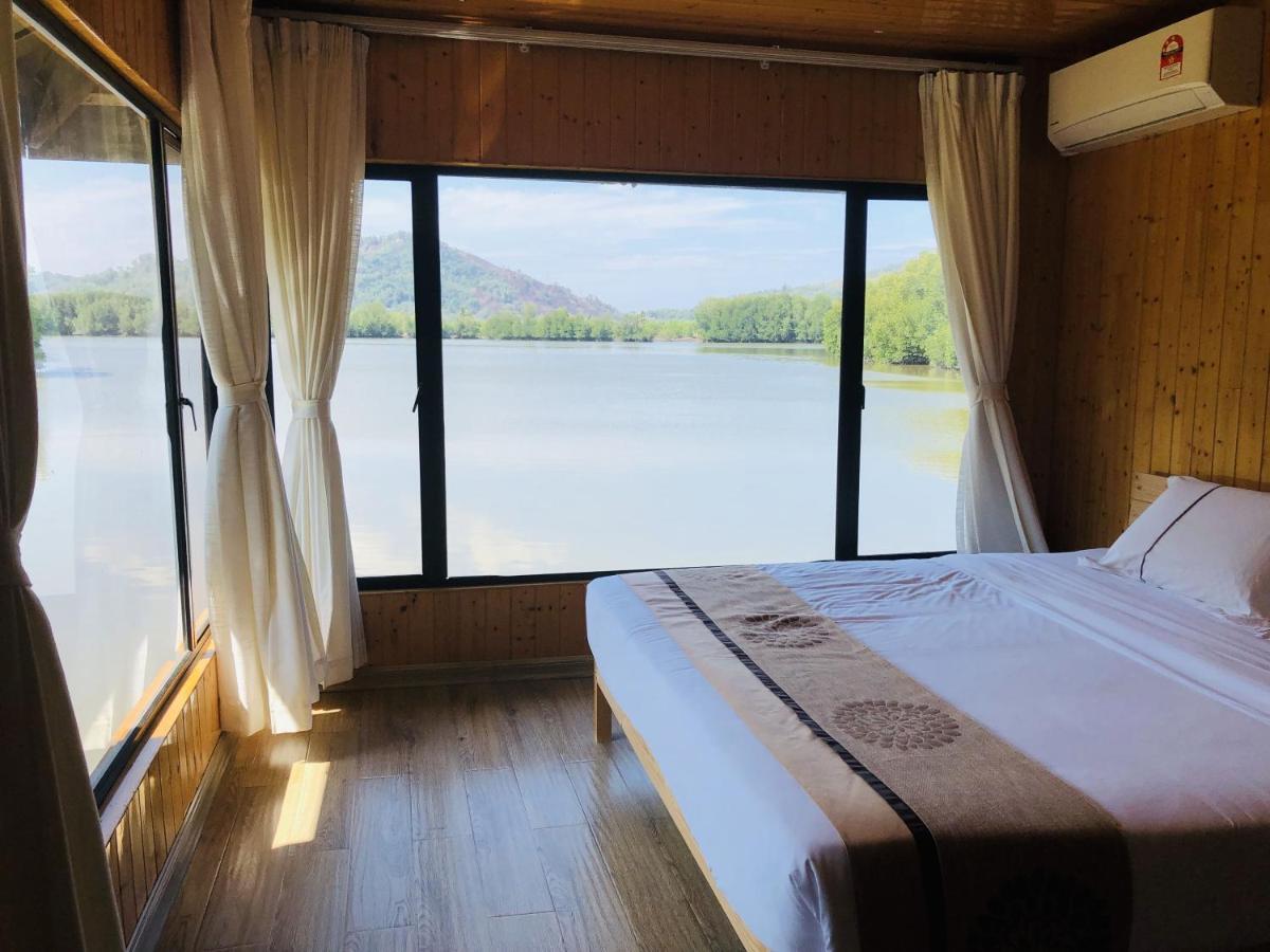 Gayang Friendly Water House Homestay Kota Kinabalu Exterior foto